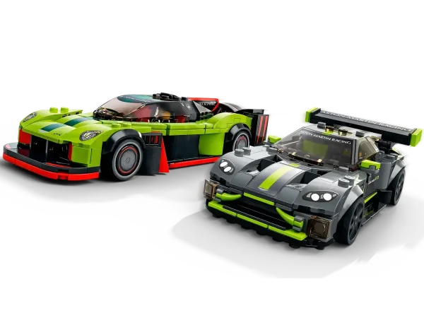 Lego Aston Martin Valkyrie AMR Pro & Aston Martin Vantage GT3 2