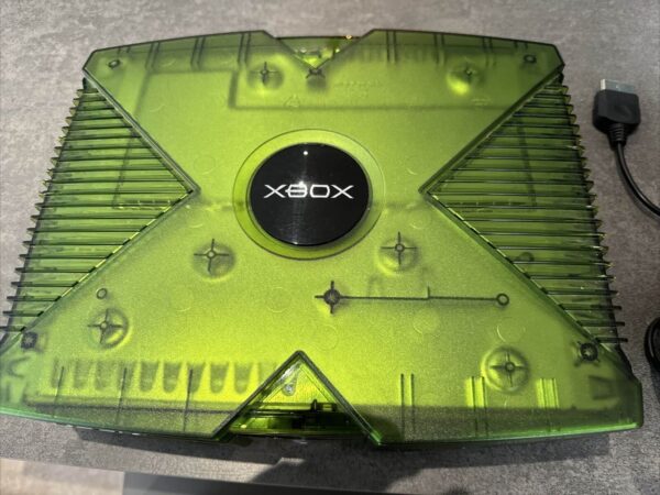 Original Xbox Crystal Green Console & 2 Controllers (USED) - Image 4