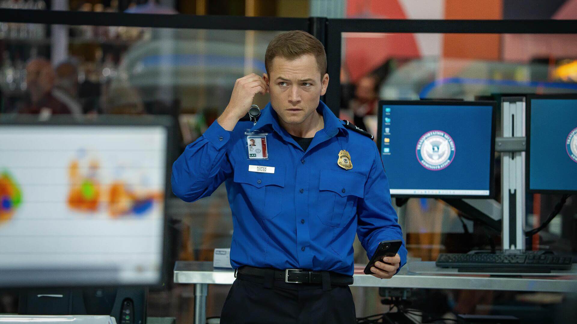 Carry-On 2024 Netflix